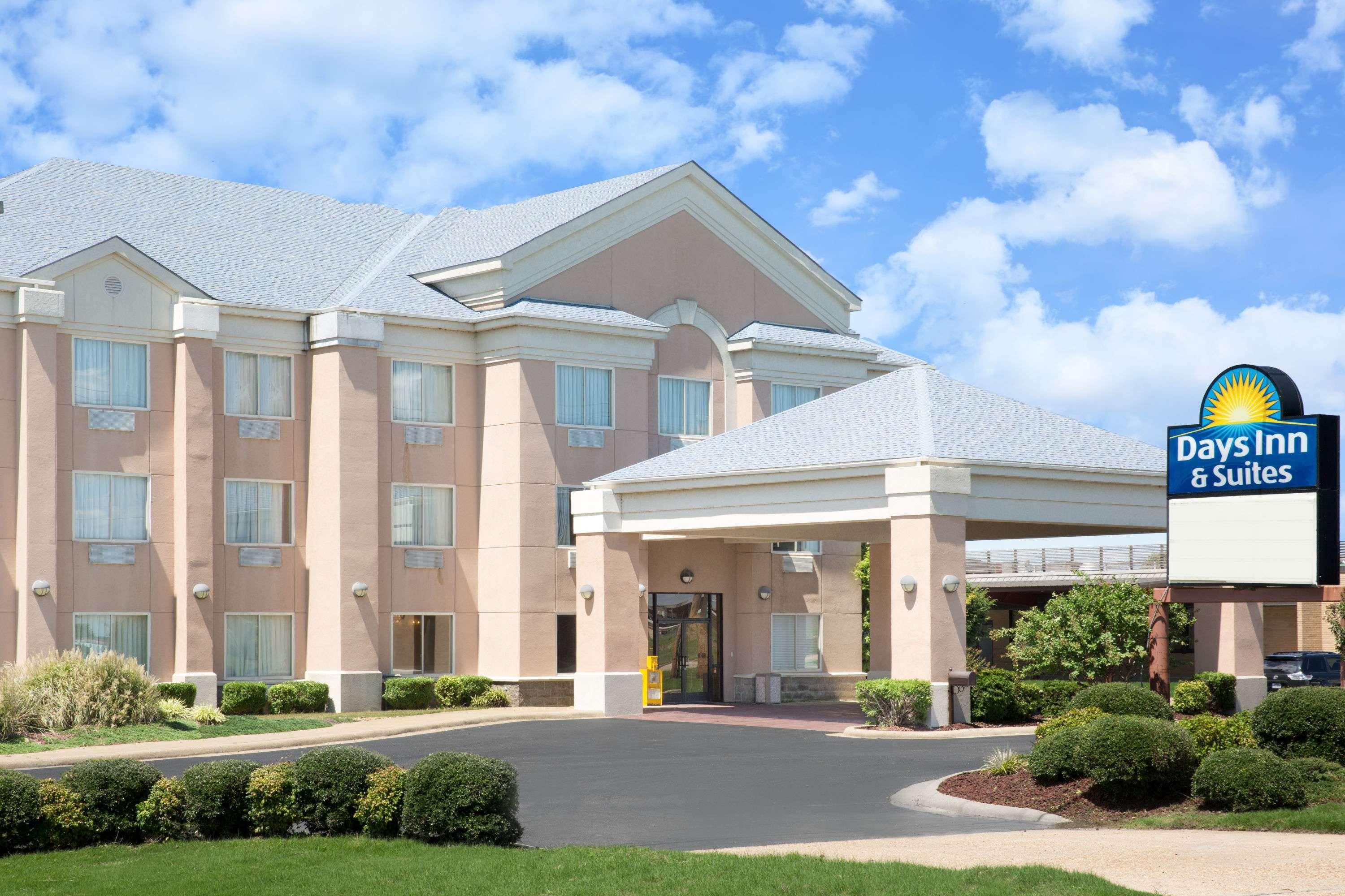 Days Inn&Suites by Wyndham Pocahontas Bagian luar foto