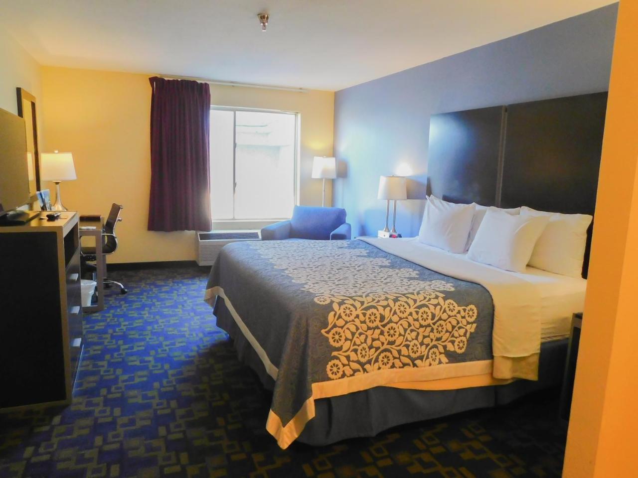 Days Inn&Suites by Wyndham Pocahontas Bagian luar foto
