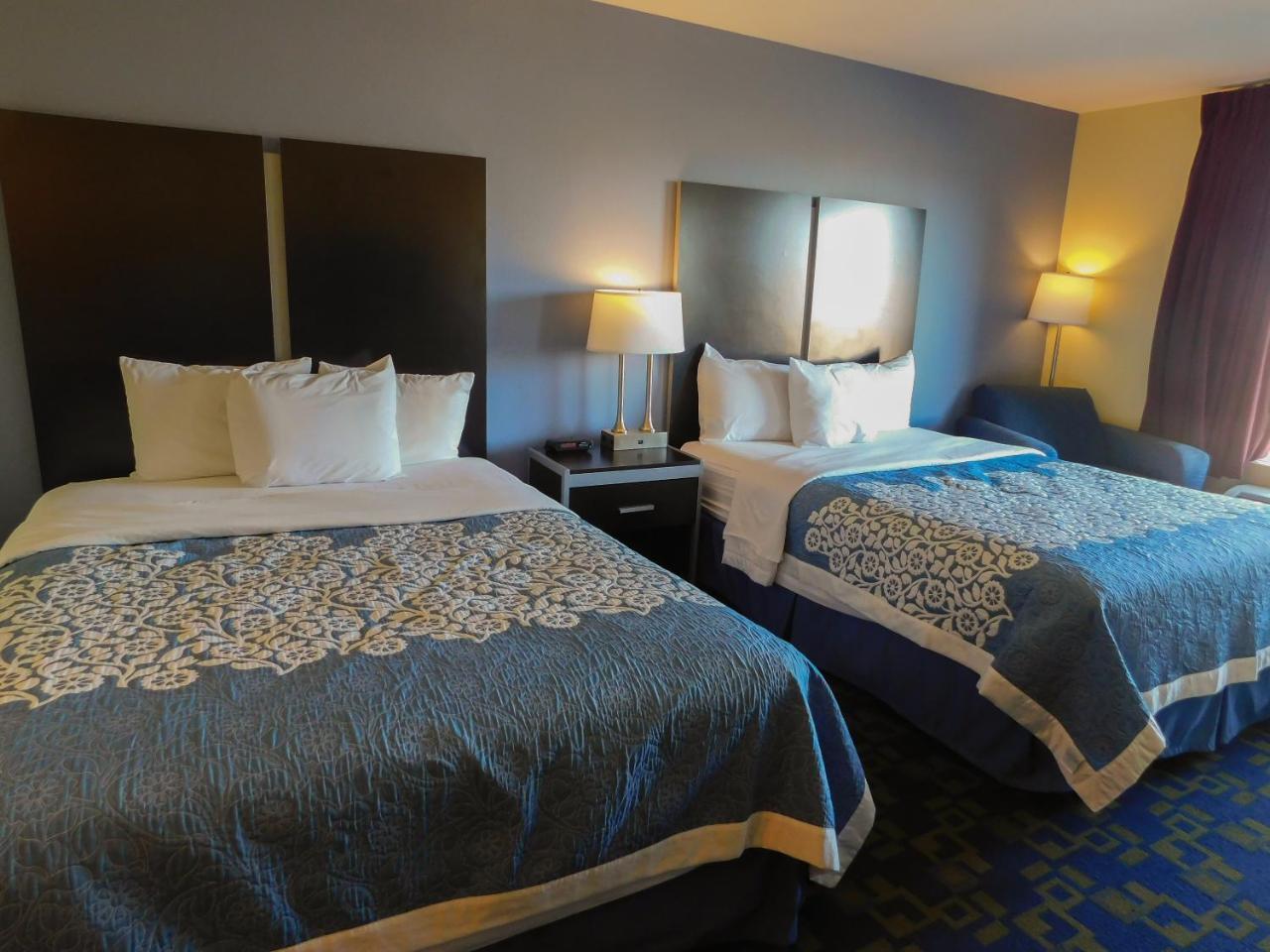 Days Inn&Suites by Wyndham Pocahontas Bagian luar foto