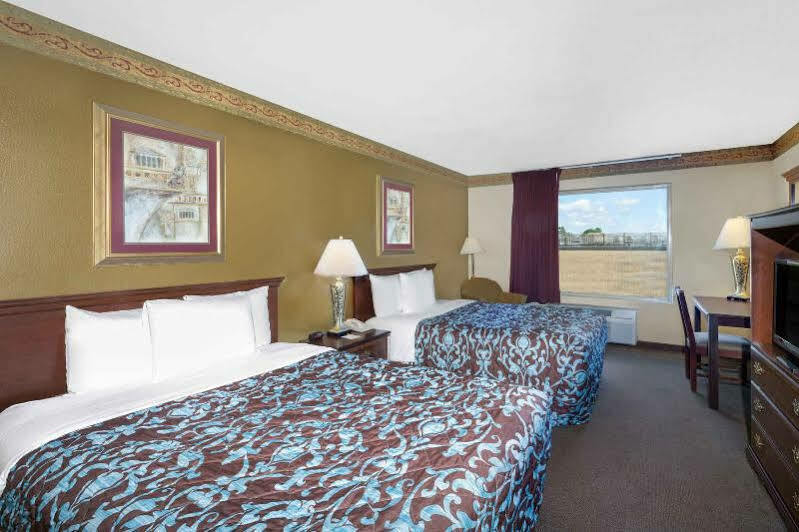 Days Inn&Suites by Wyndham Pocahontas Bagian luar foto