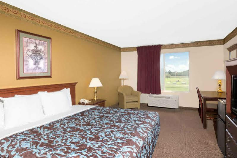 Days Inn&Suites by Wyndham Pocahontas Bagian luar foto